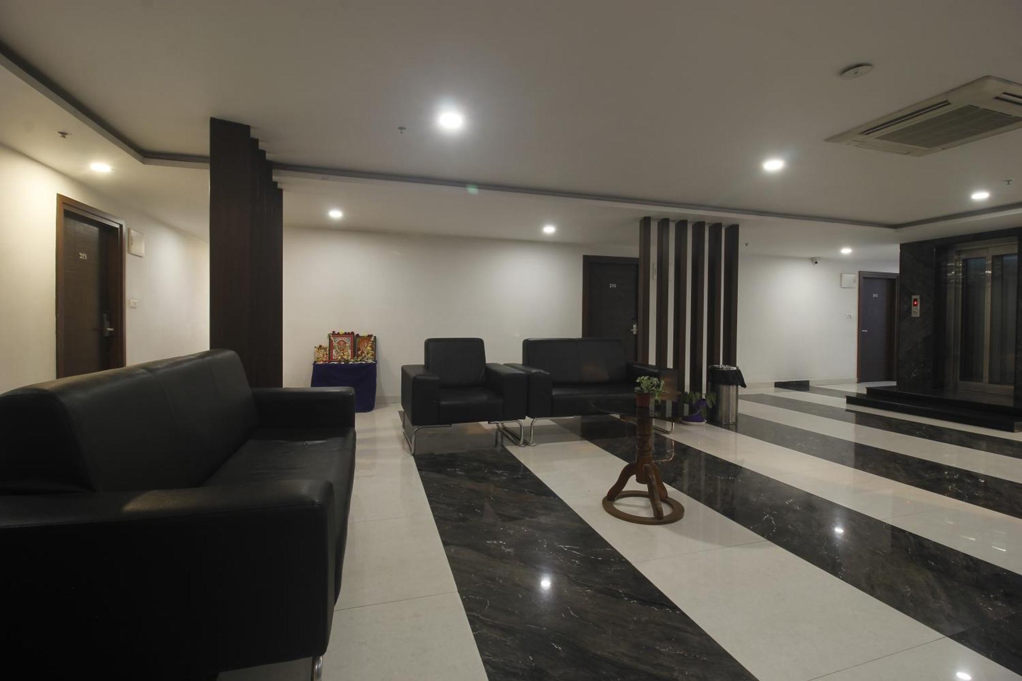 Hotel Ssr Grand ไฮเดอราบัด ภายนอก รูปภาพ