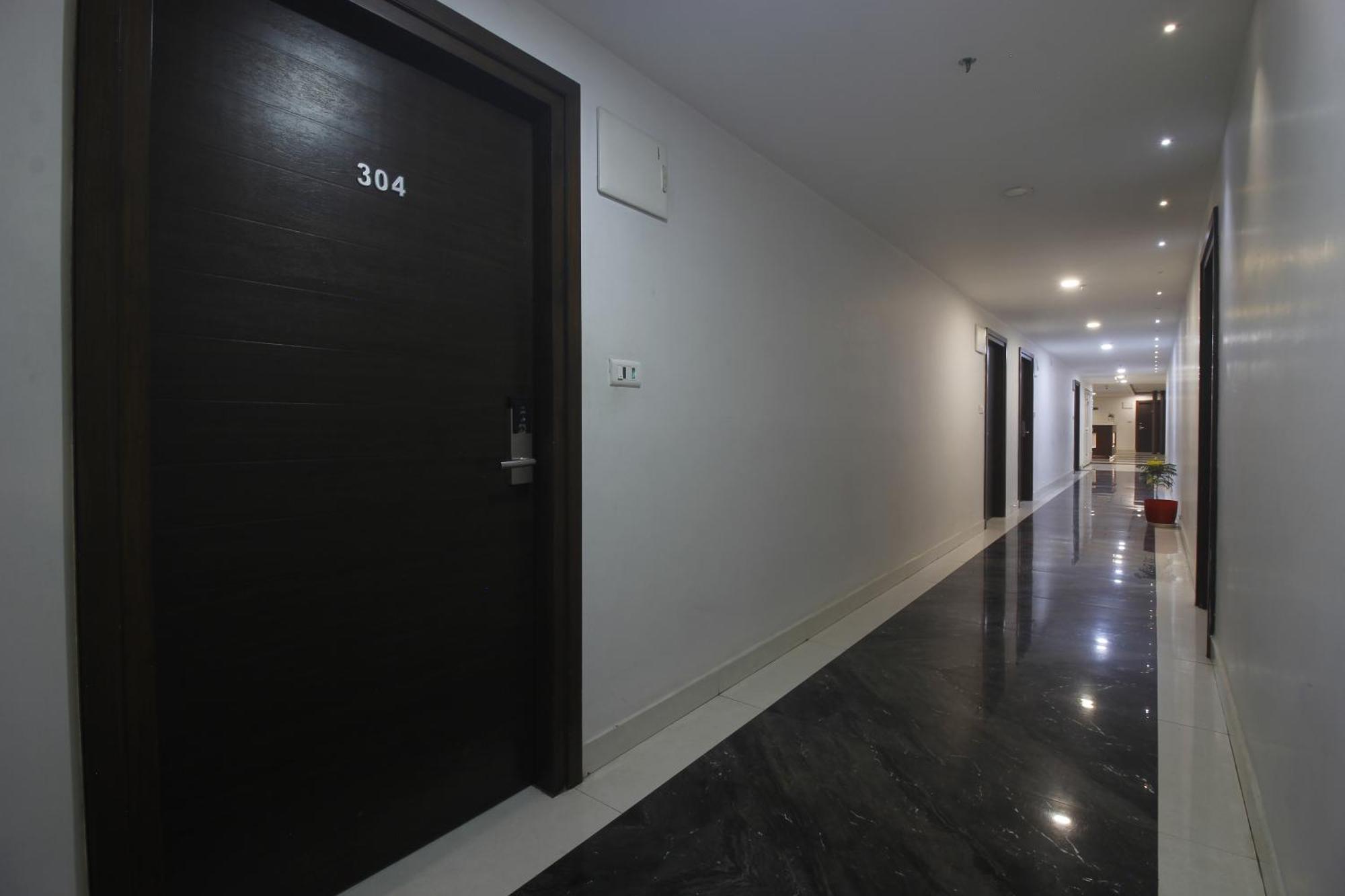 Hotel Ssr Grand ไฮเดอราบัด ภายนอก รูปภาพ