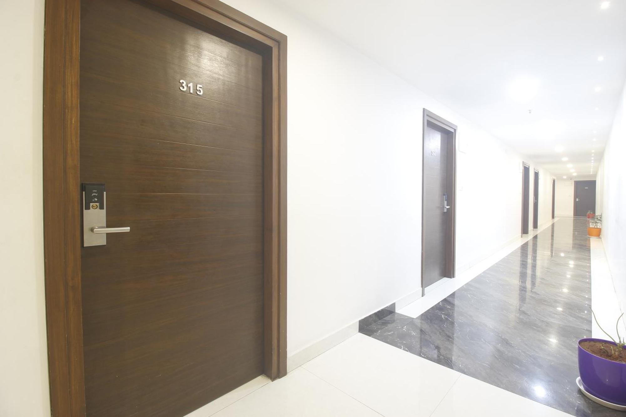Hotel Ssr Grand ไฮเดอราบัด ภายนอก รูปภาพ